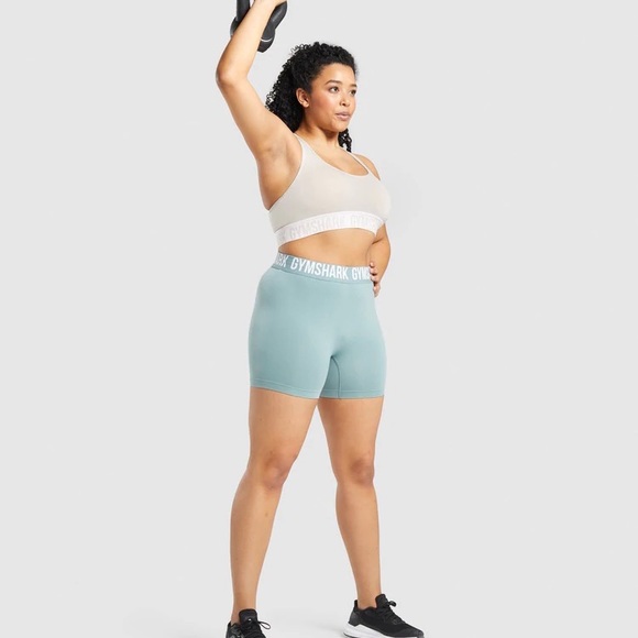 NEW GYMSHARK WOMEN’S FIT SEAMLESS SHORTS - SMALL - LIGHT GREEN - ACTIVEWEAR - Picture 3 of 6